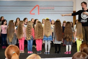 В Екатеринбурге прошел кастинг длинноволосых красавиц